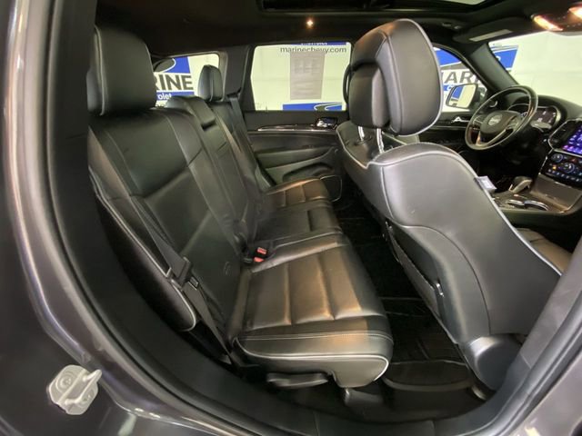 Used 2020 Jeep Grand Cherokee Overland AWD/4WD image 34