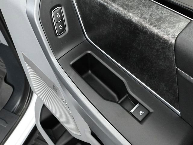 Used 2024 Ford F250 XLT w/ XLT Premium Package image 48