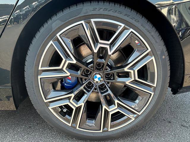 New 2026 BMW 540i xDrive w/ Executive Package image 5