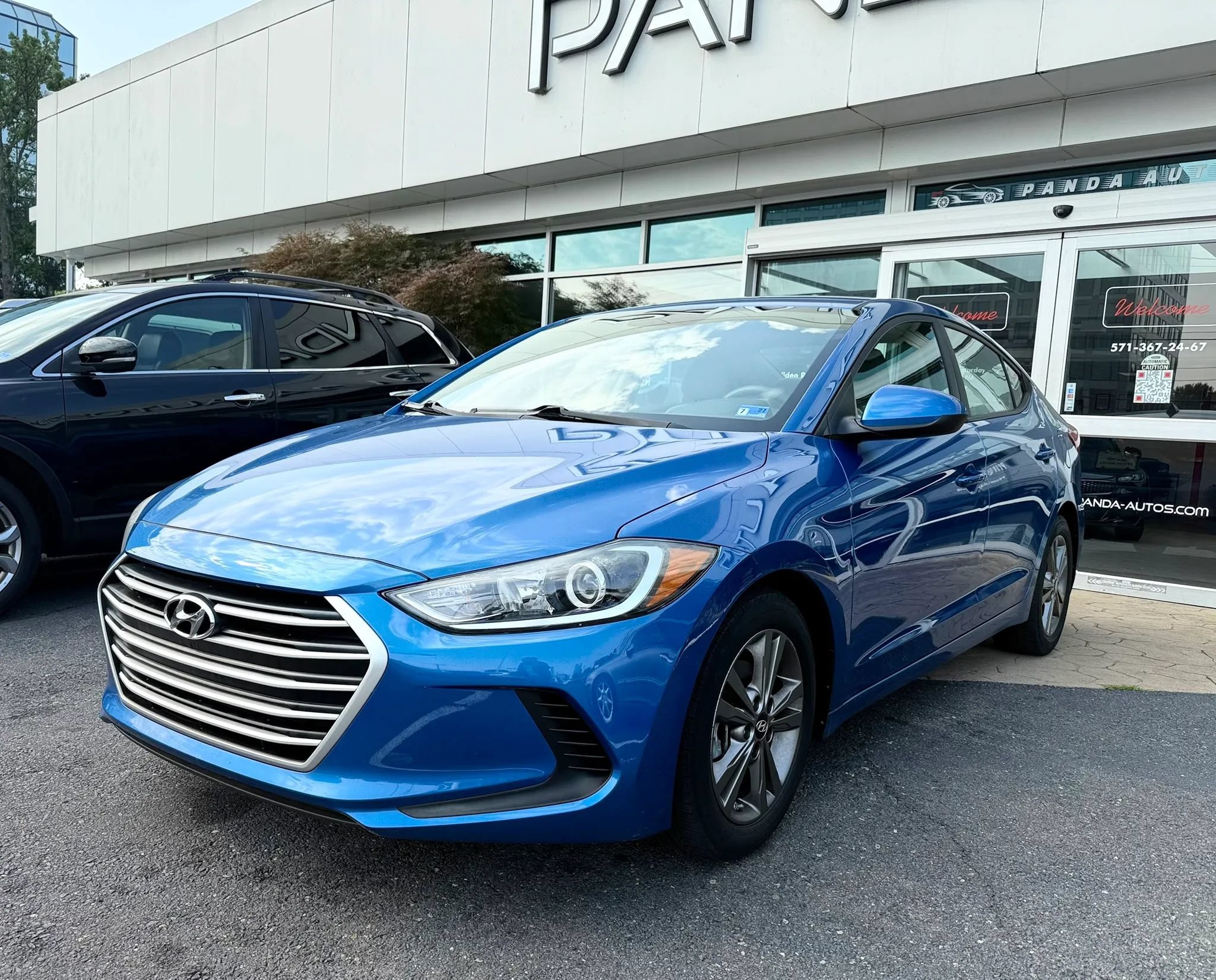 Used 2017 Hyundai Elantra SE FWD image 3