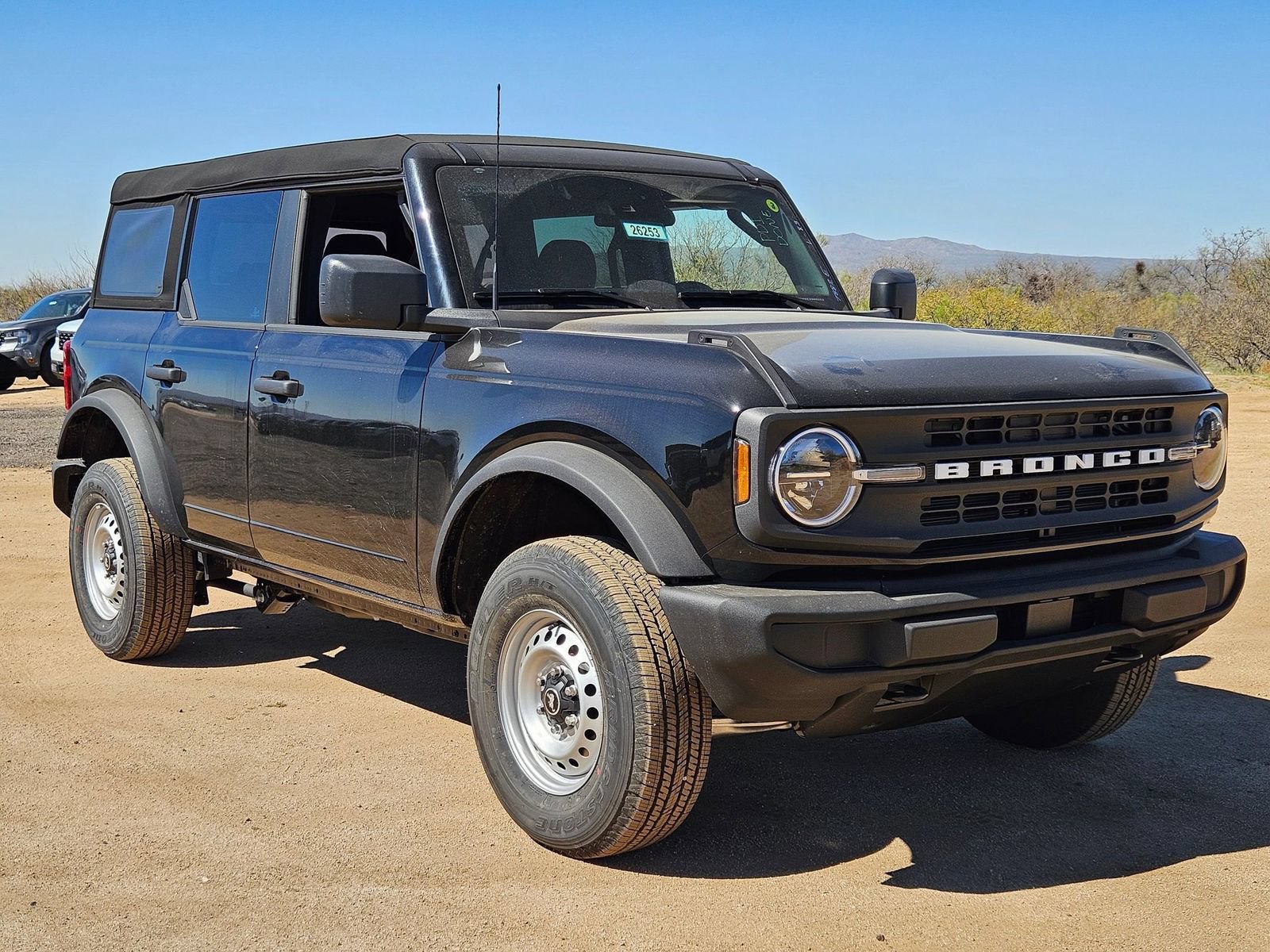 New 2026 Ford Bronco 4-Door AWD/4WD image 3