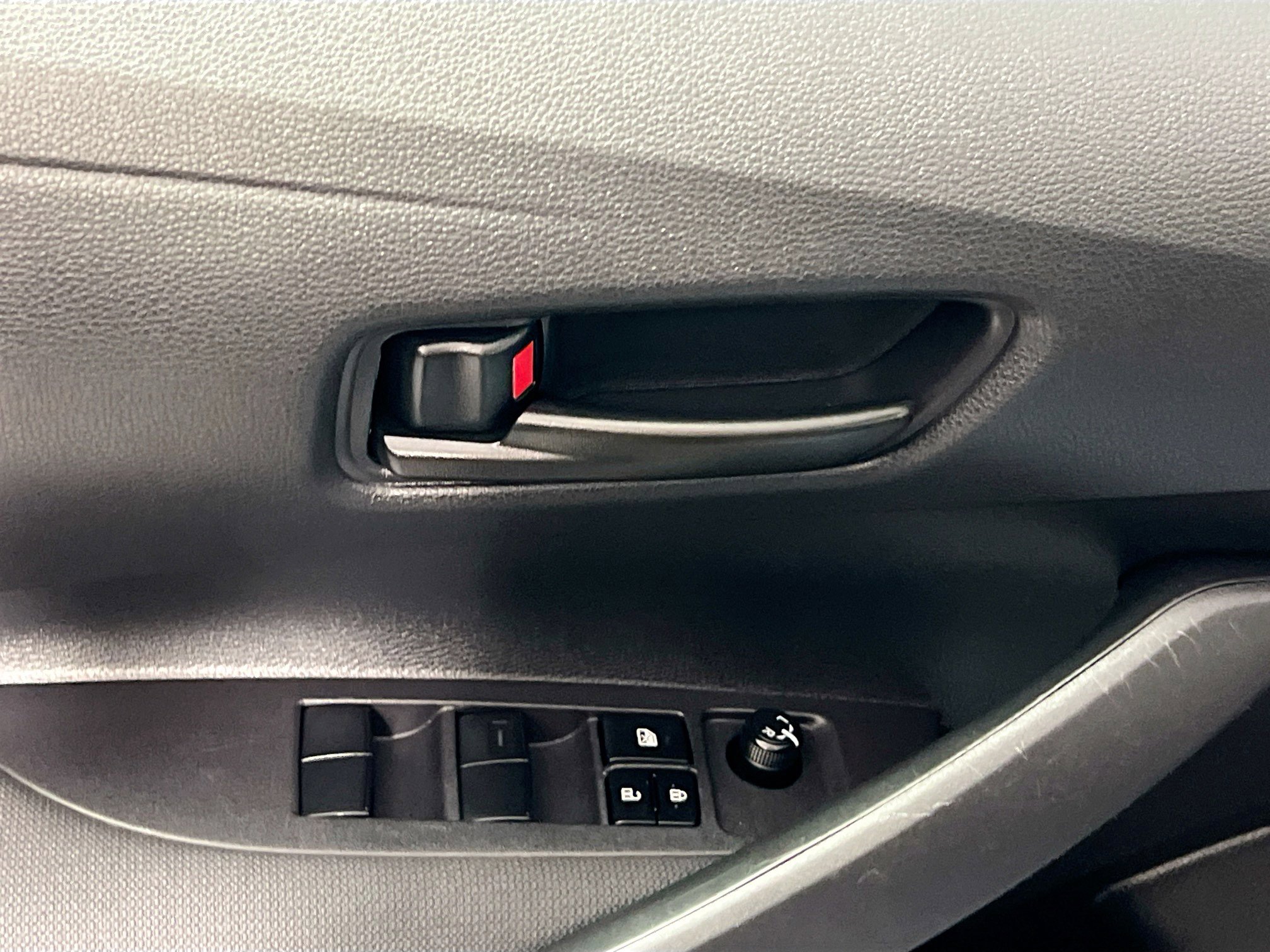 Used 2024 Toyota Corolla LE image 16