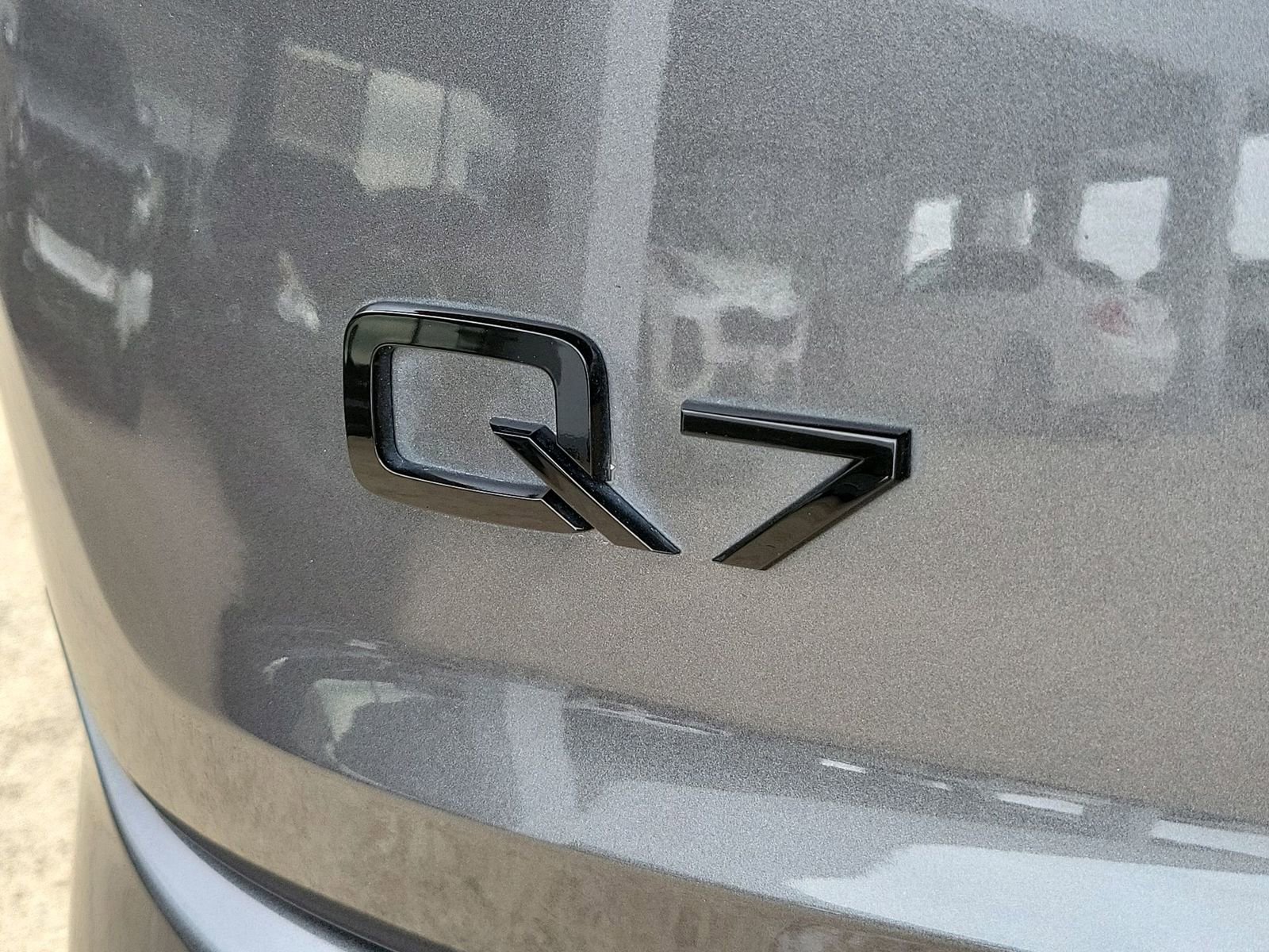 Used 2022 Audi Q7 3.0T Premium Plus w/ Premium Plus Package AWD/4WD image 33