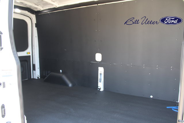 New 2026 Ford Transit 250 148 Medium Roof w/ Load Area Protection Package RWD image 8