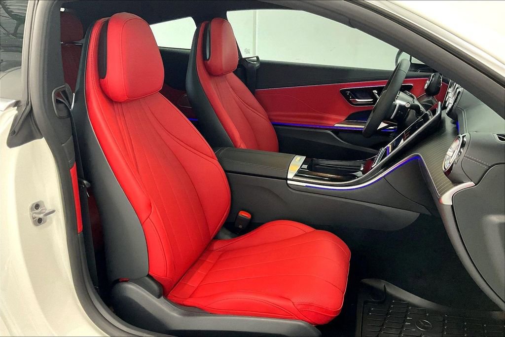 Used 2026 Mercedes-Benz CLE 300 4MATIC Coupe image 8