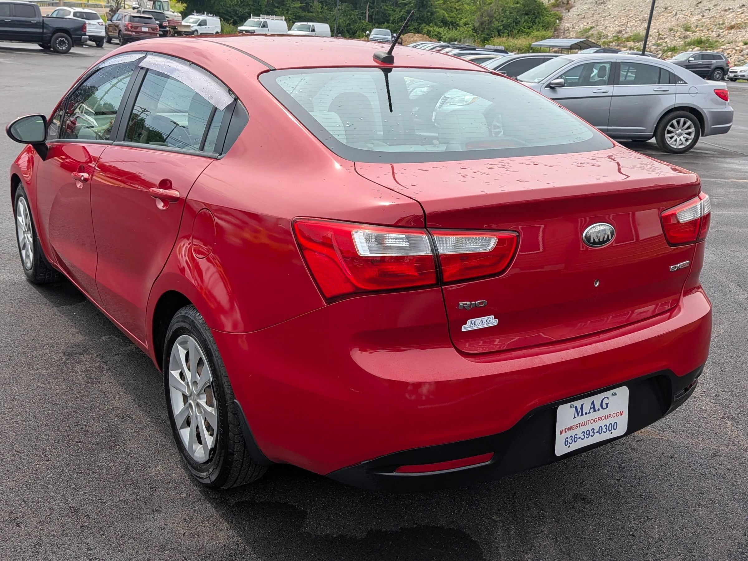 Used 2013 Kia Rio EX FWD image 4