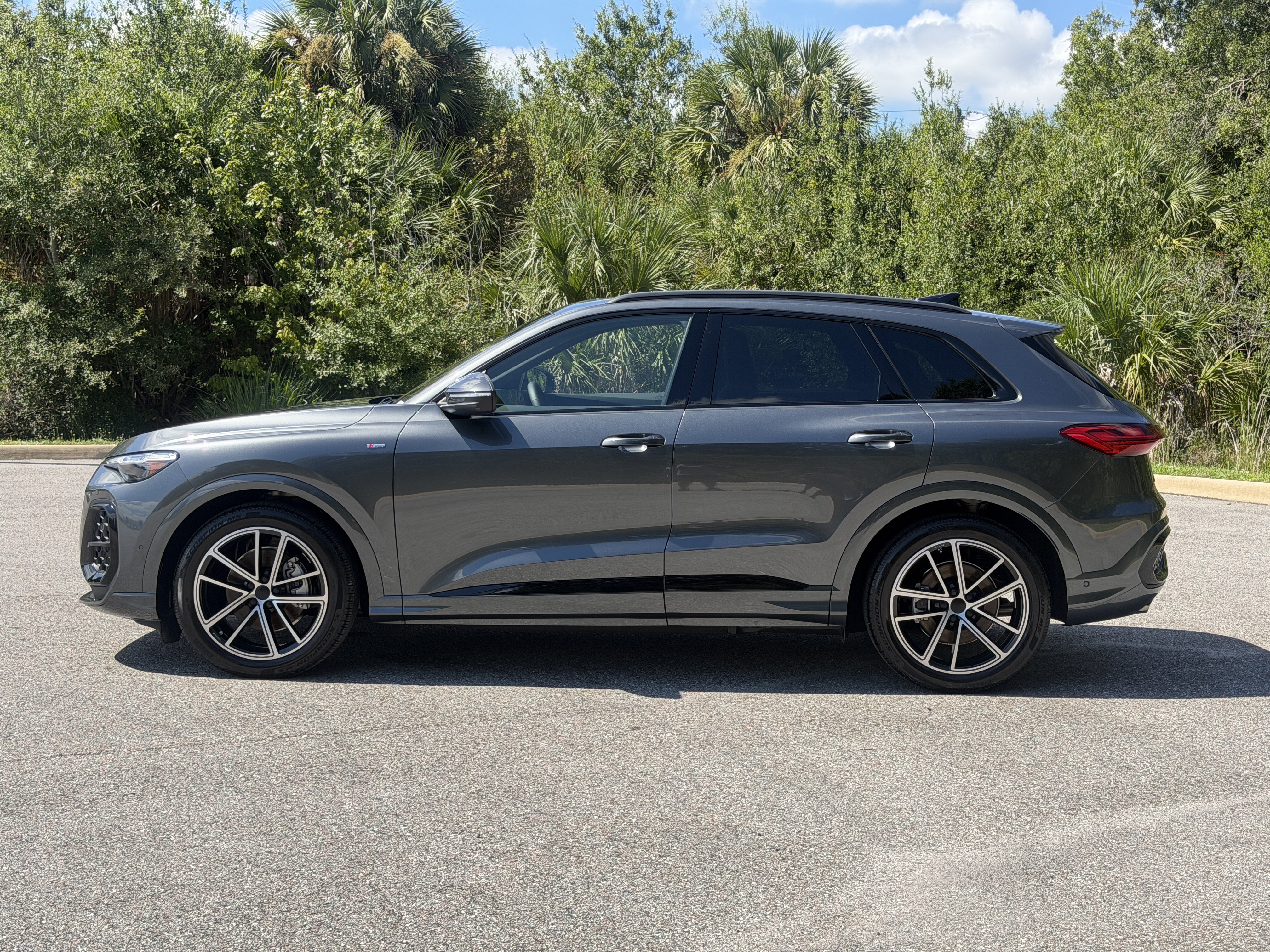 Certified 2026 Audi Q5 Prestige AWD/4WD image 4