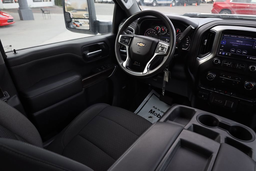 Used 2021 Chevrolet Silverado 2500 LT image 18