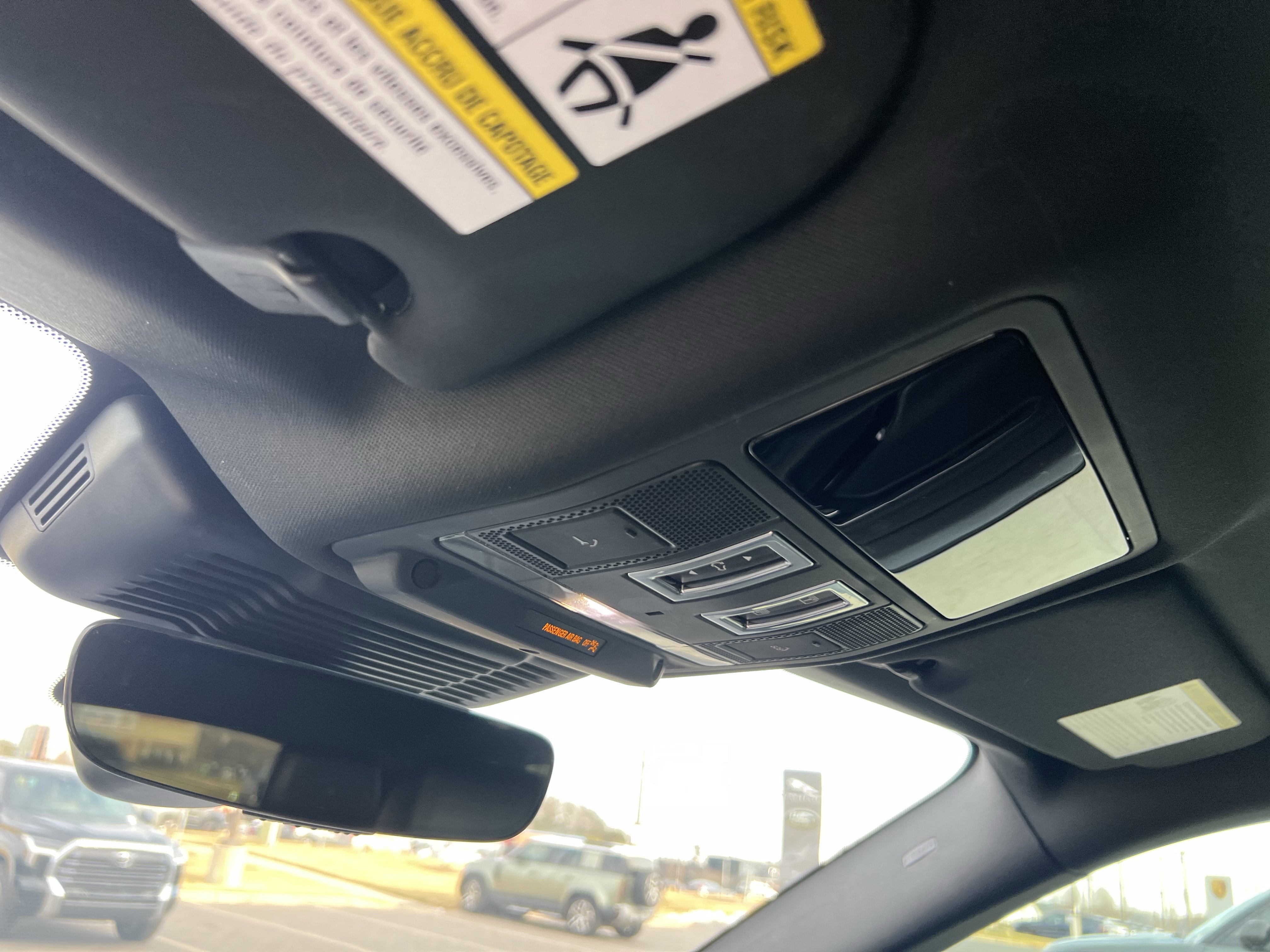 Certified 2023 Land Rover Range Rover Evoque SE image 21