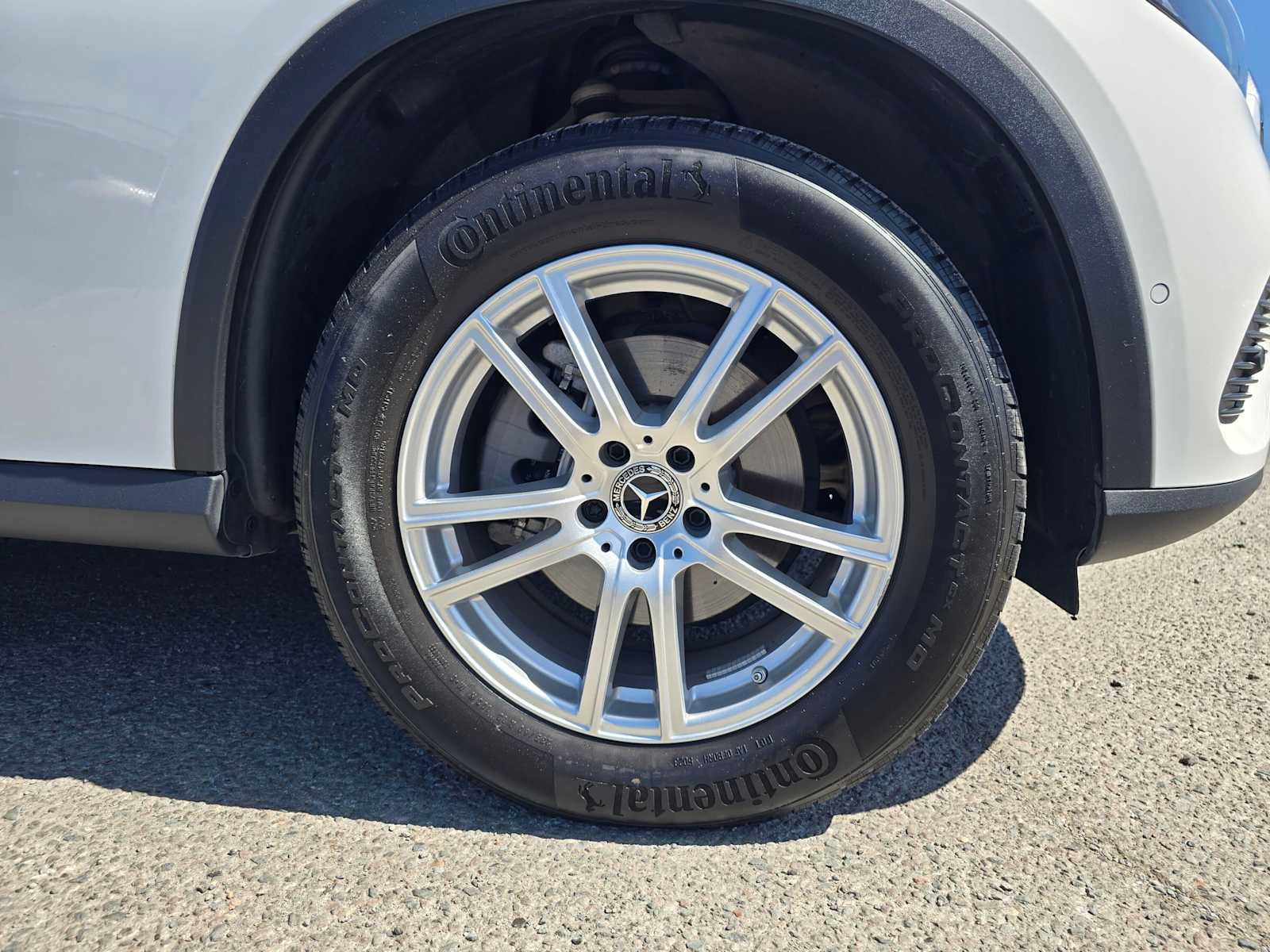 Used 2024 Mercedes-Benz GLC 300 4MATIC image 8