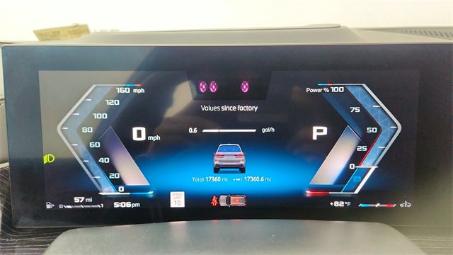 Used 2025 BMW X7 M60i image 41