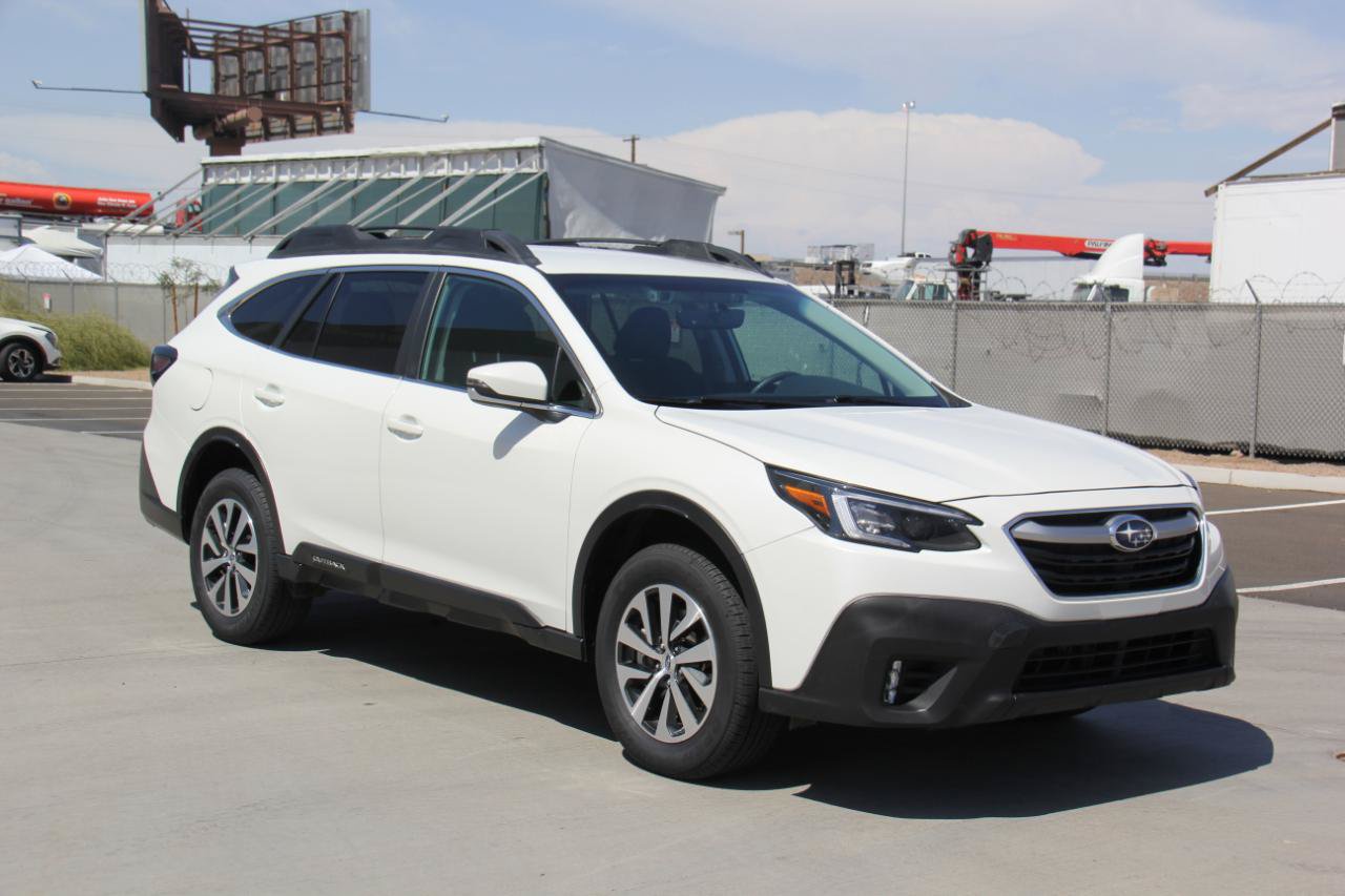 Used 2020 Subaru Outback Premium w/ Popular Package #1 AWD/4WD image 3