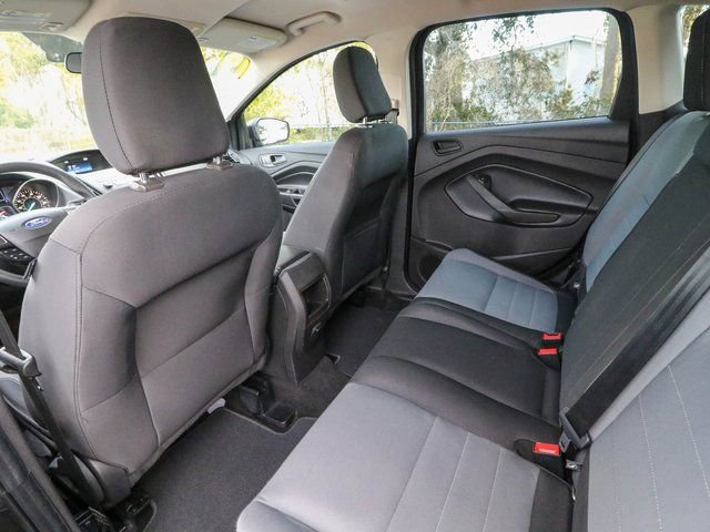 Used 2019 Ford Escape S image 25