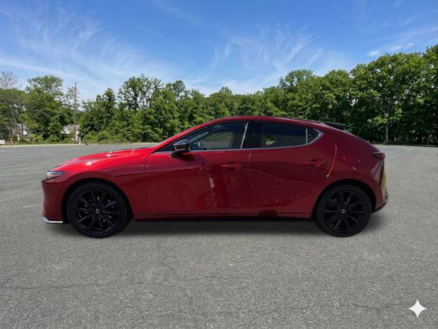 Used 2023 MAZDA MAZDA3 Hatchback w/Premium Plus Pkg AWD/4WD image 5