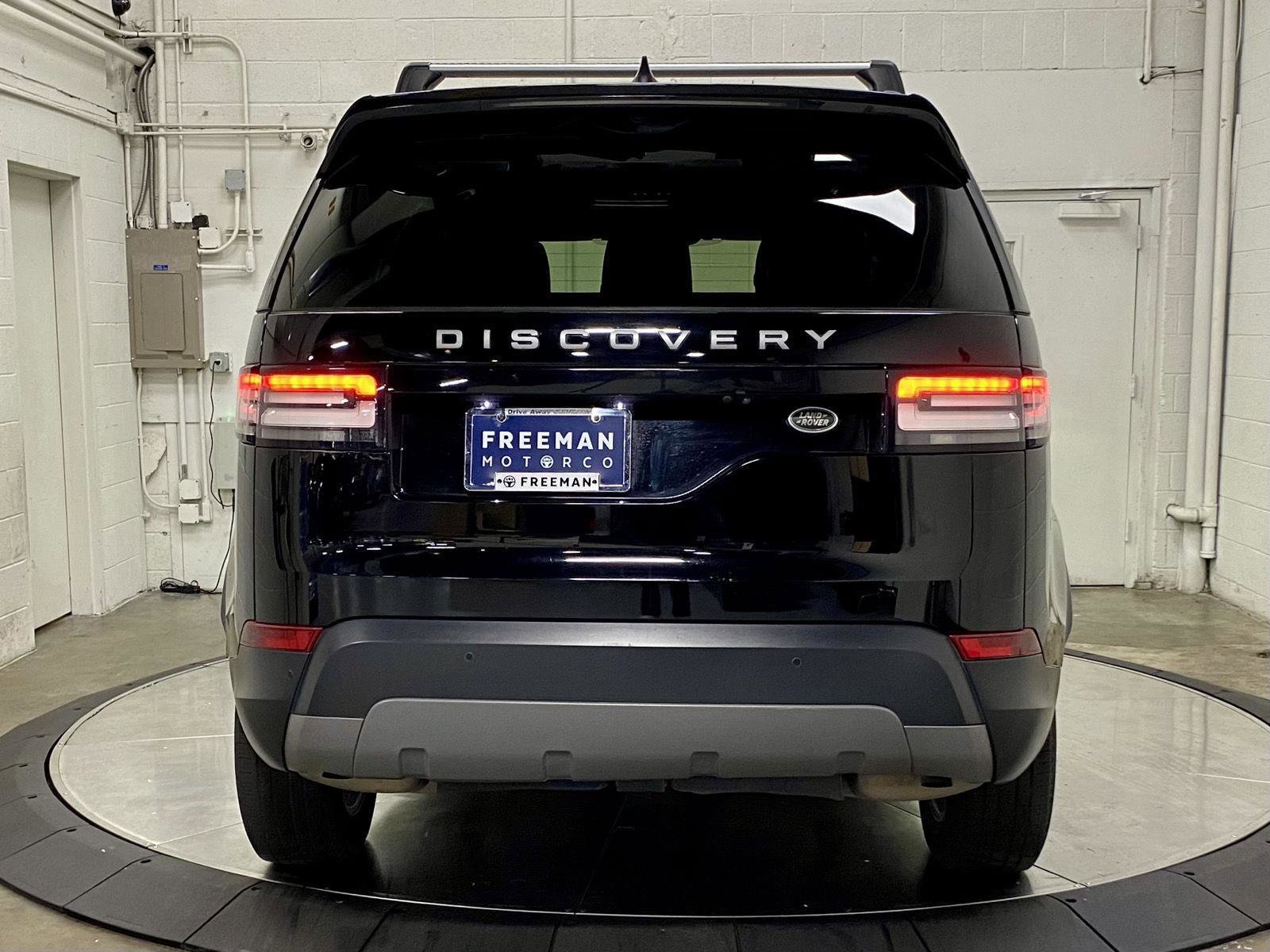 Used 2019 Land Rover Discovery SE AWD/4WD image 8
