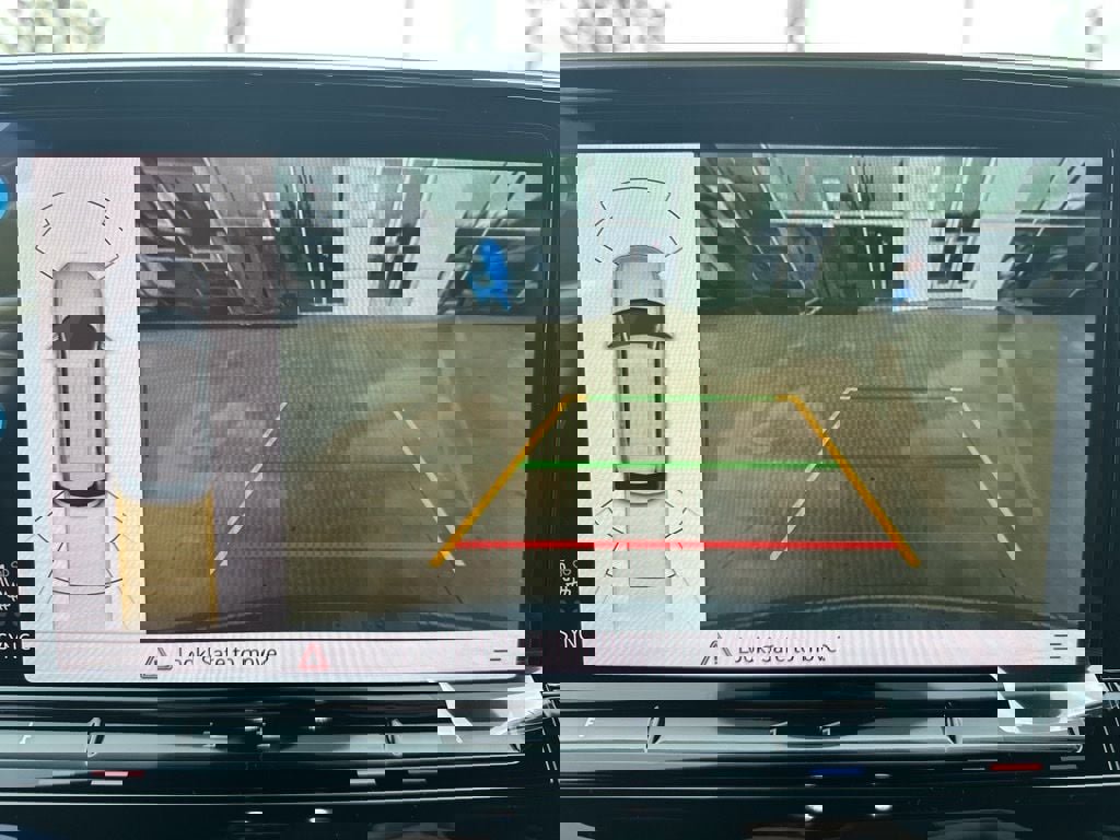 New 2026 Volkswagen Atlas Cross Sport SEL R-Line image 18