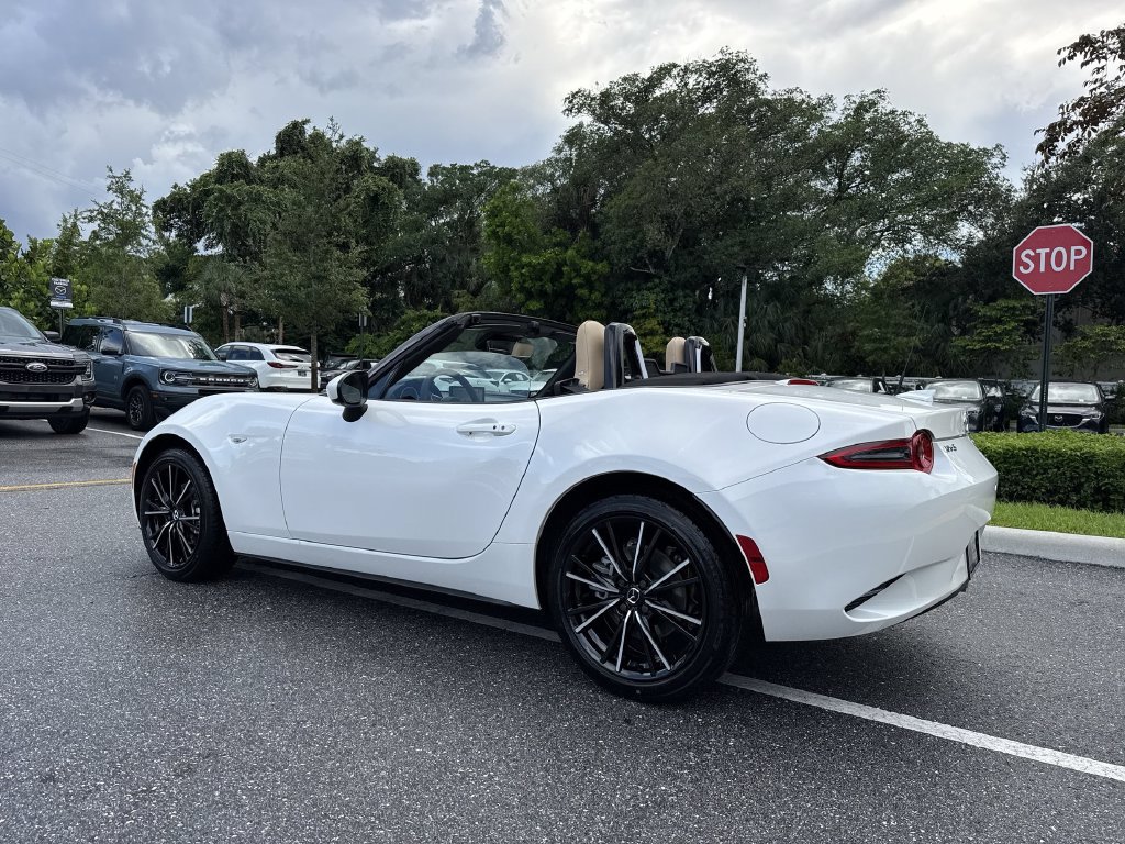New 2026 MAZDA MX-5 Miata Grand Touring RWD image 26