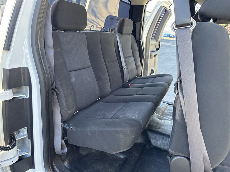 Used 2011 Chevrolet Silverado 3500 W/T AWD/4WD image 30