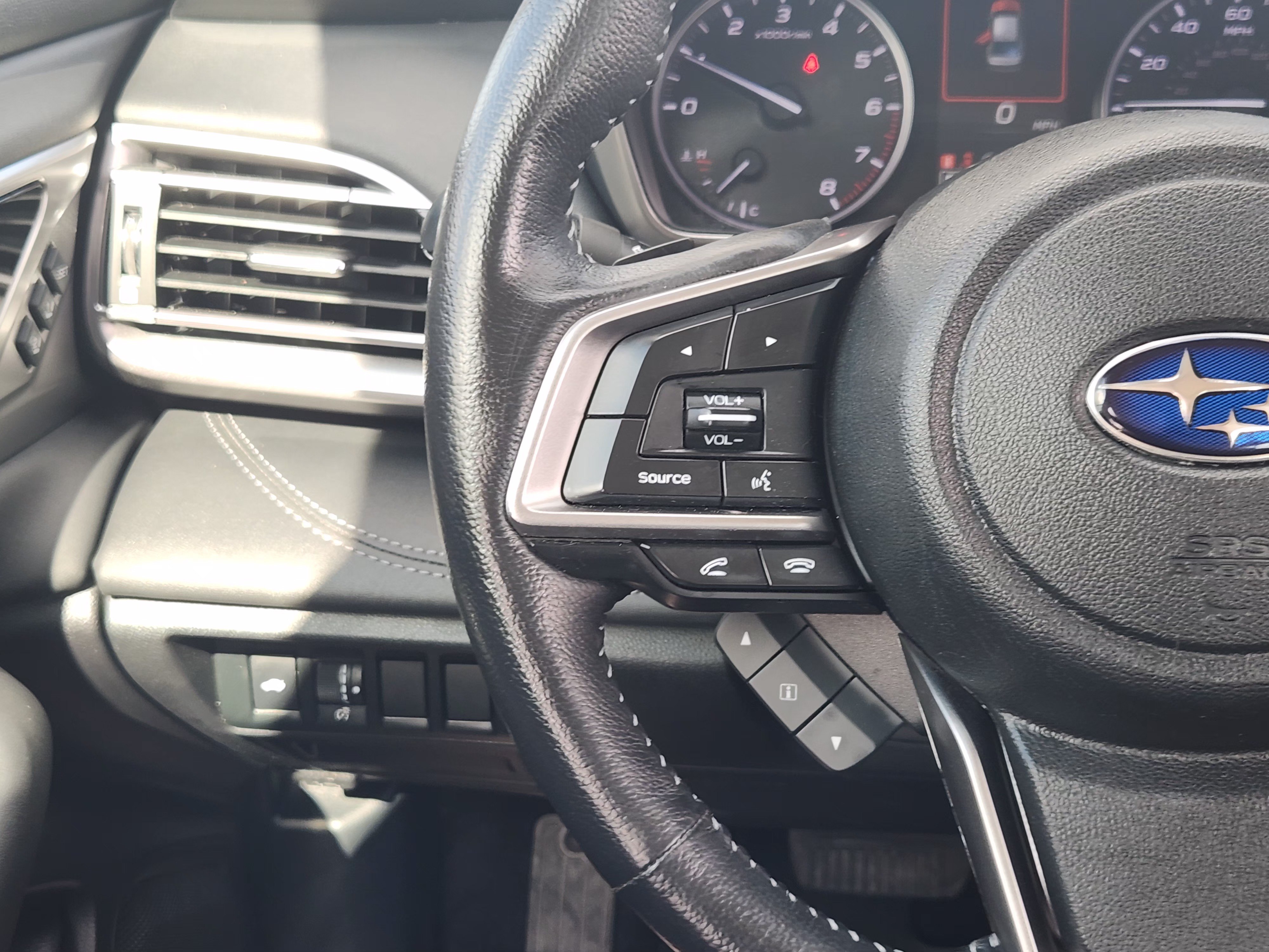 Used 2020 Subaru Legacy Limited AWD/4WD image 29