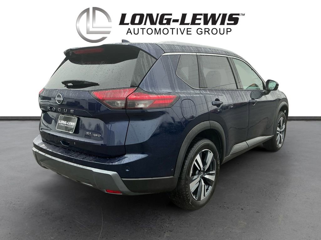 Used 2026 Nissan Rogue SL image 7