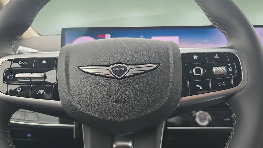 New 2026 Genesis GV70 2.5T Select AWD/4WD image 17