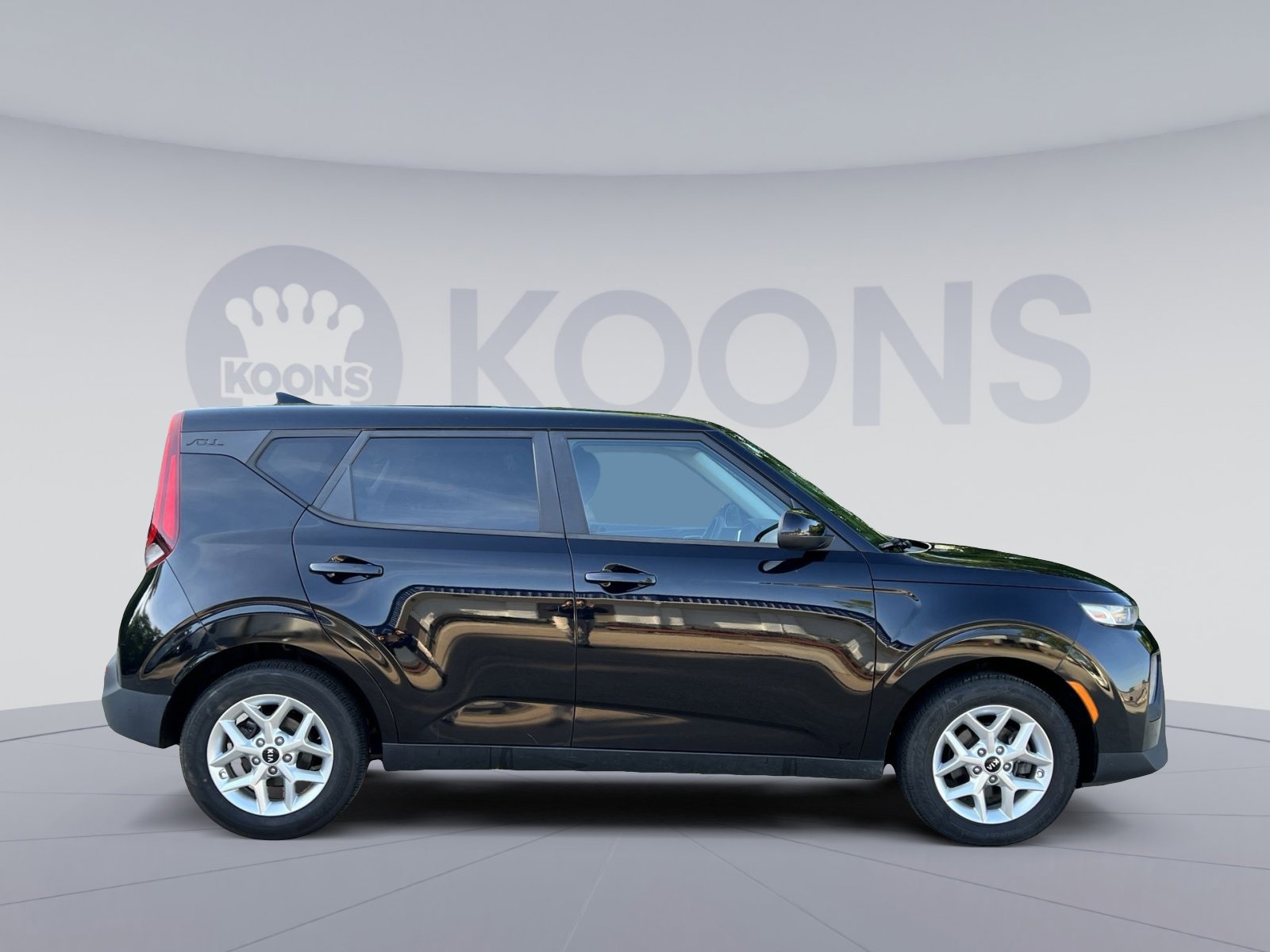 Used 2020 Kia Soul S FWD image 8