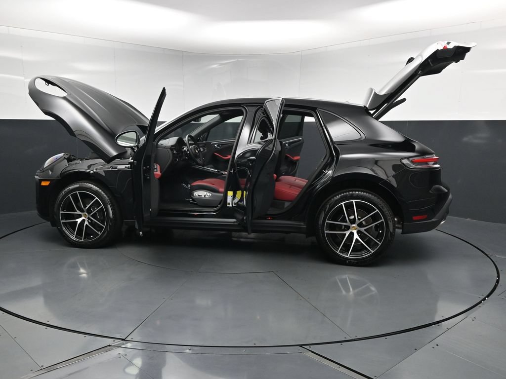 New 2026 Porsche Macan AWD/4WD image 36