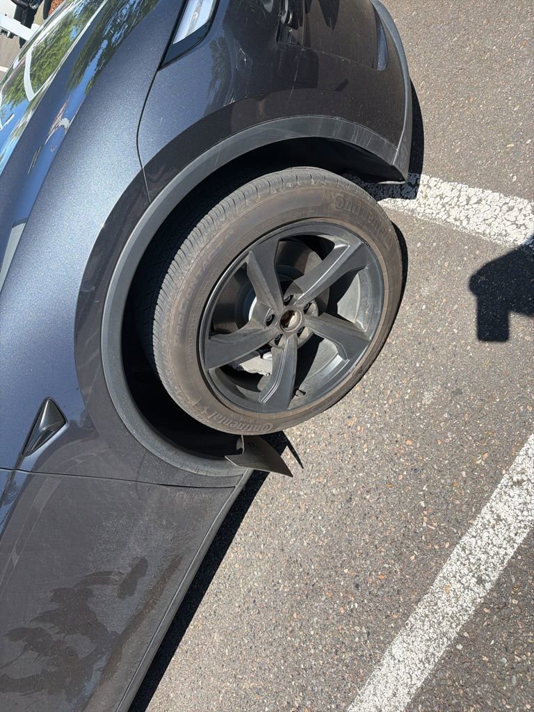 Used 2026 Tesla Model Y Long Range AWD/4WD image 6