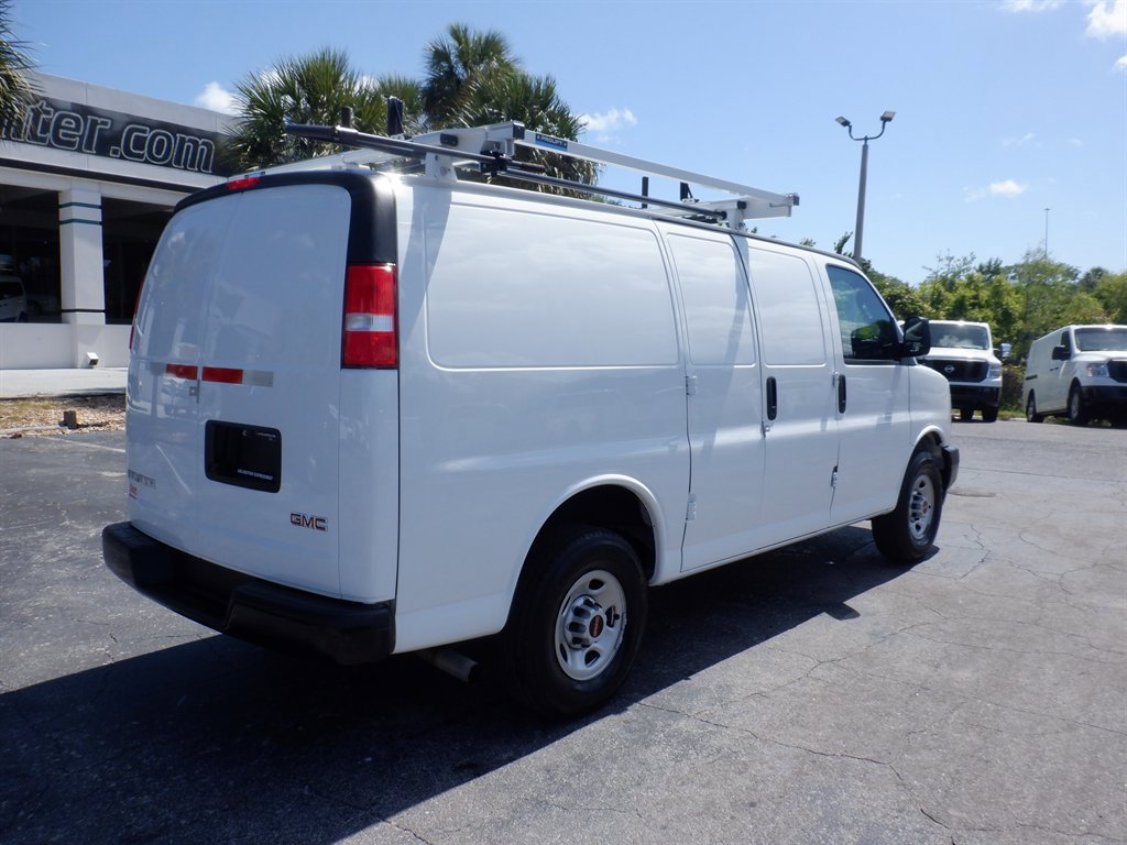 Used 2023 GMC Savana 2500 w/ Driver Convenience Package image 10