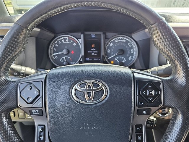 Used 2020 Toyota Tacoma TRD Off-Road w/ Technology Package image 22