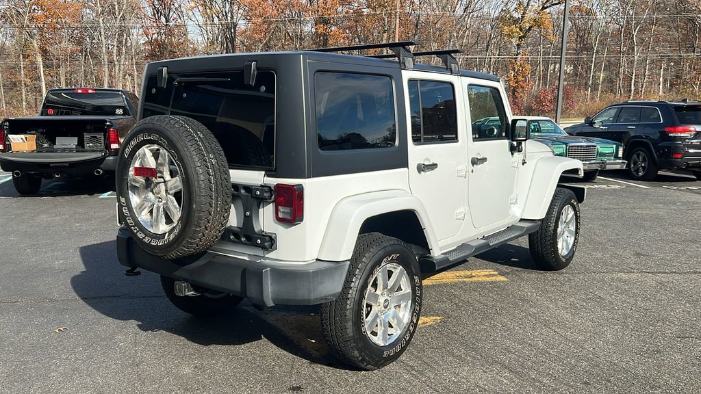 Used 2017 Jeep Wrangler Unlimited Sahara w/ Connectivity Group image 5