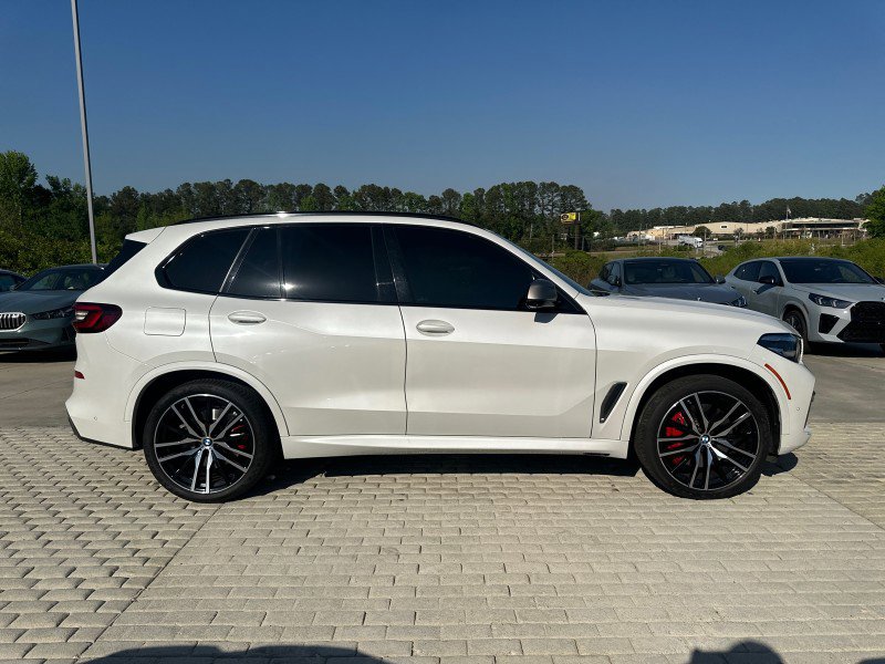 Used 2021 BMW X5 M50i image 17