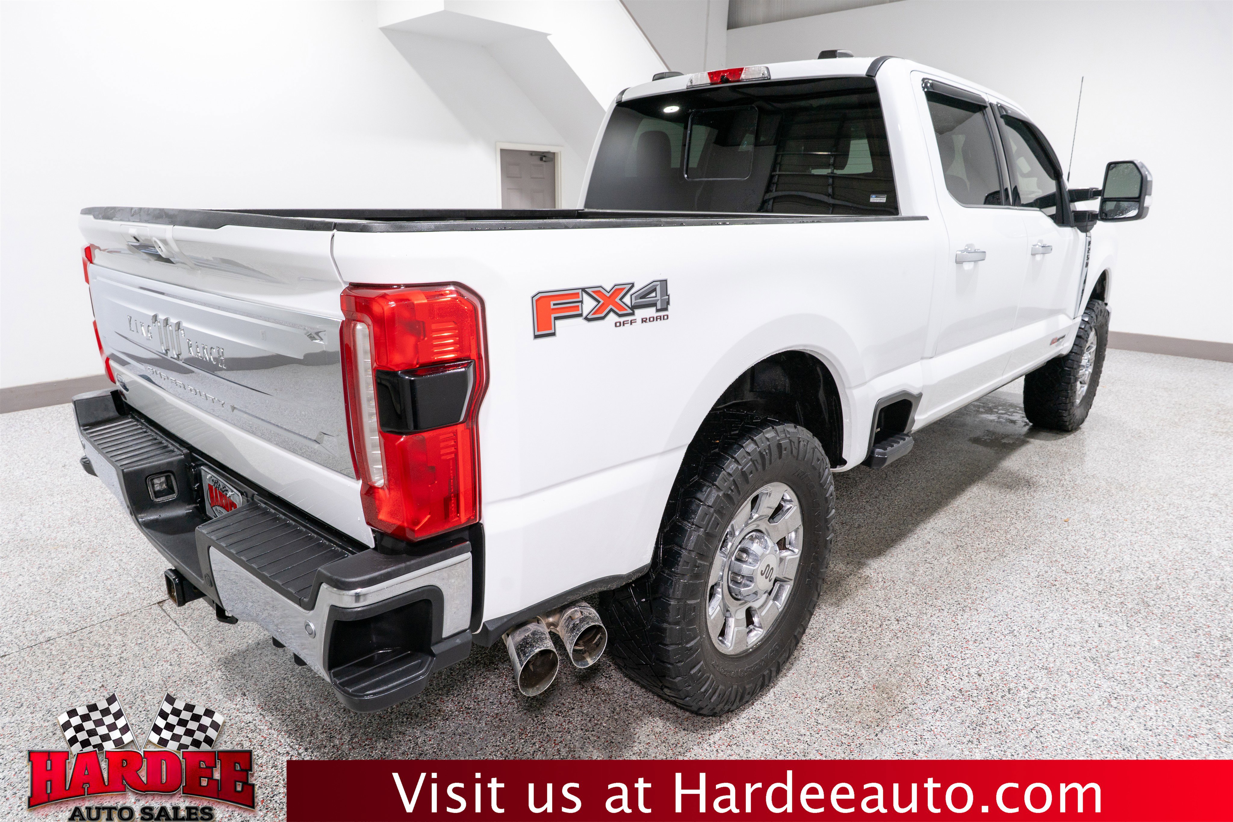 Used 2023 Ford F250 King Ranch w/ Chrome Package image 5