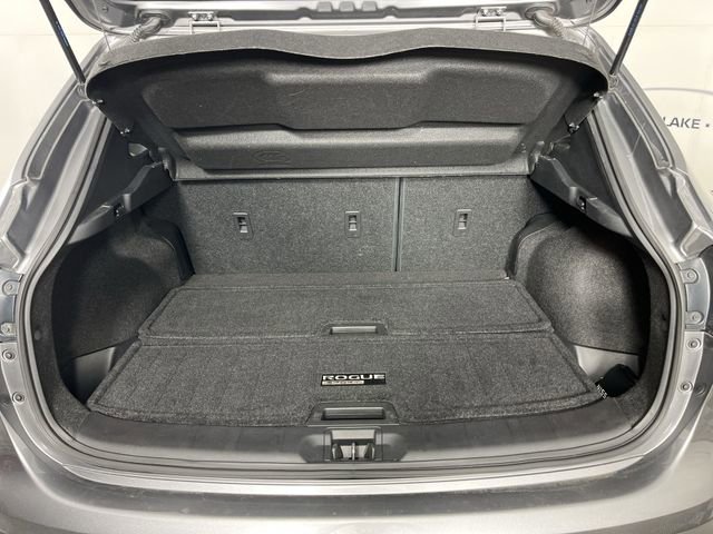 Certified 2021 Nissan Rogue Sport SL w/ Premium Package AWD/4WD image 24