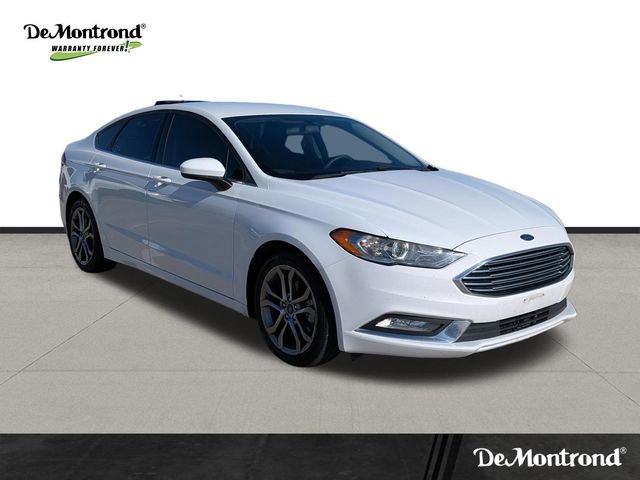 Used 2017 Ford Fusion SE w/ Equipment Group 201A FWD image 3