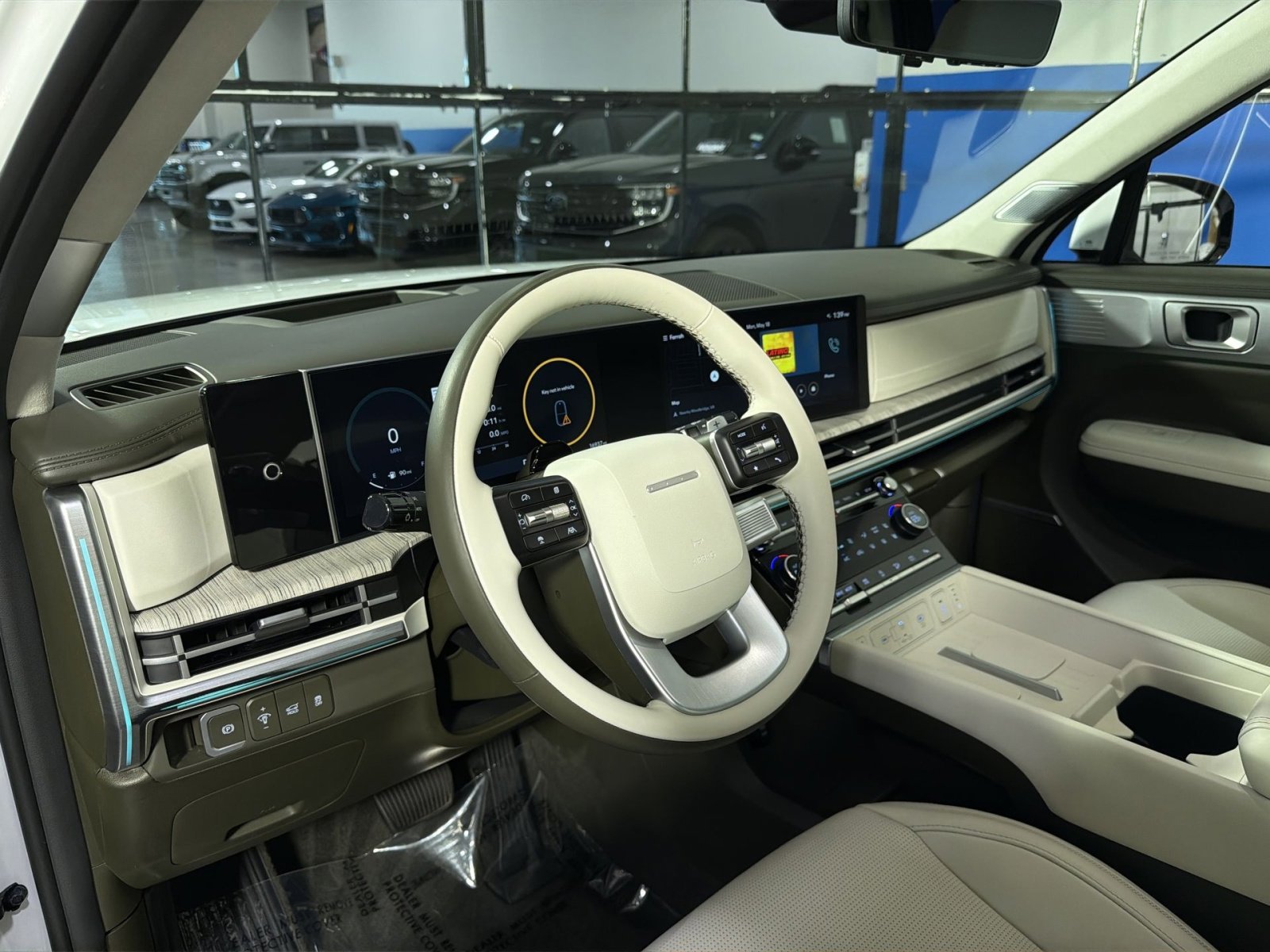 Used 2024 Hyundai Santa Fe Calligraphy AWD/4WD image 20
