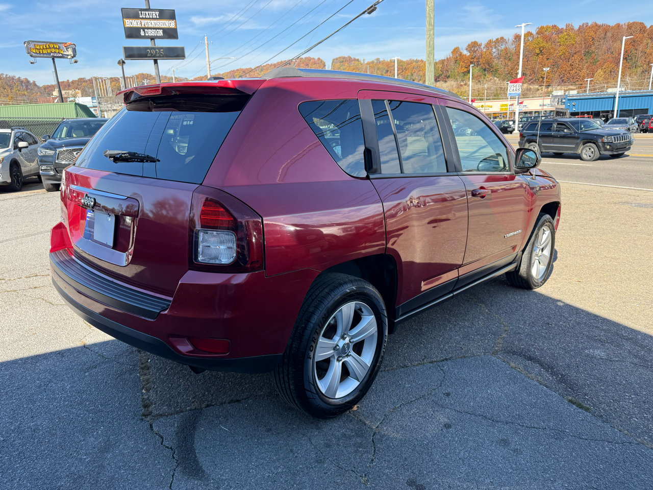 Used 2014 Jeep Compass Sport w/ Power Value Group image 4