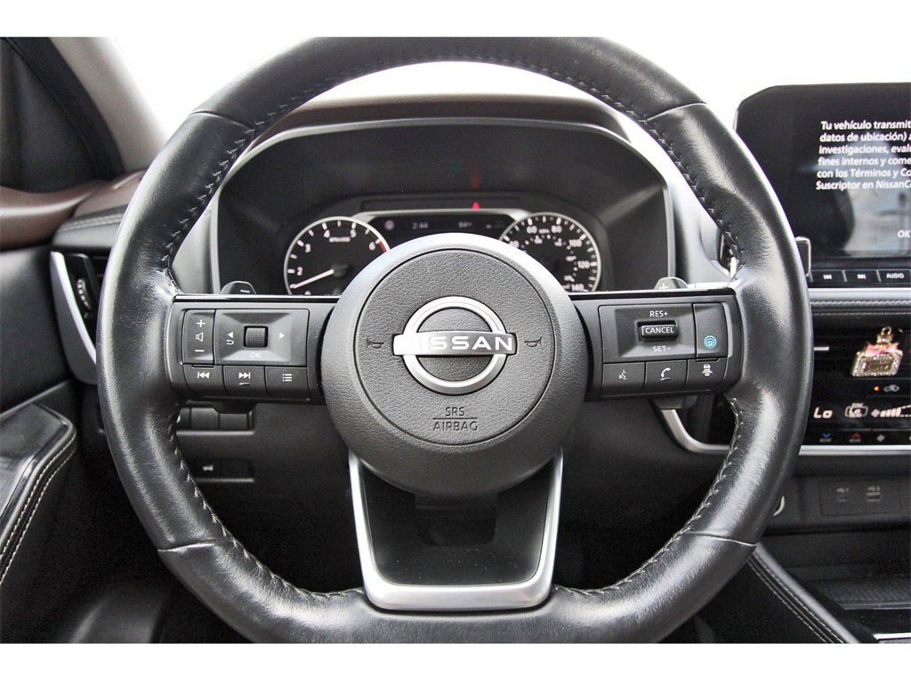 Used 2023 Nissan Rogue SL w/ SL Premium Package image 9