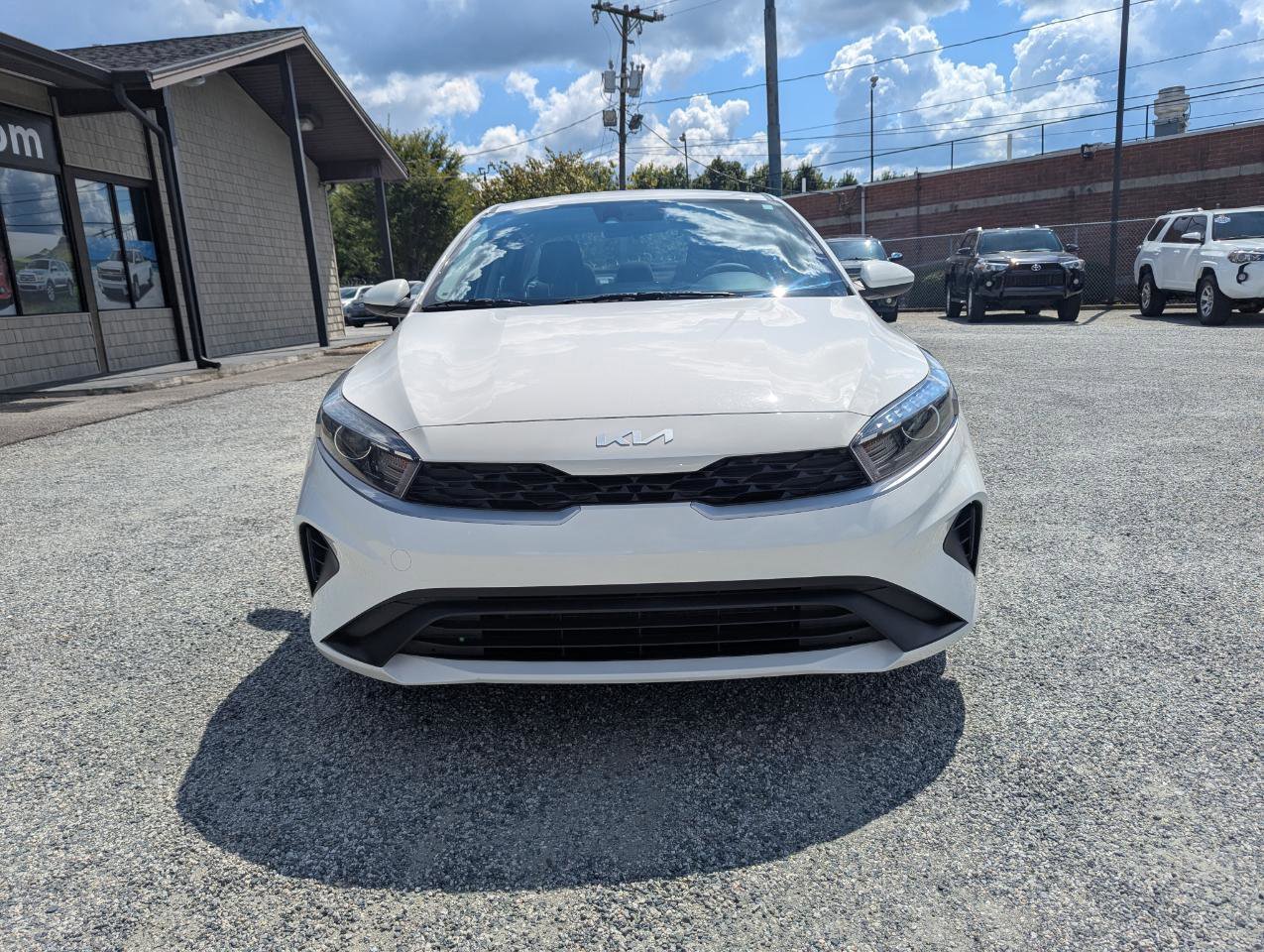 Used 2022 Kia Forte Sedan FWD image 2