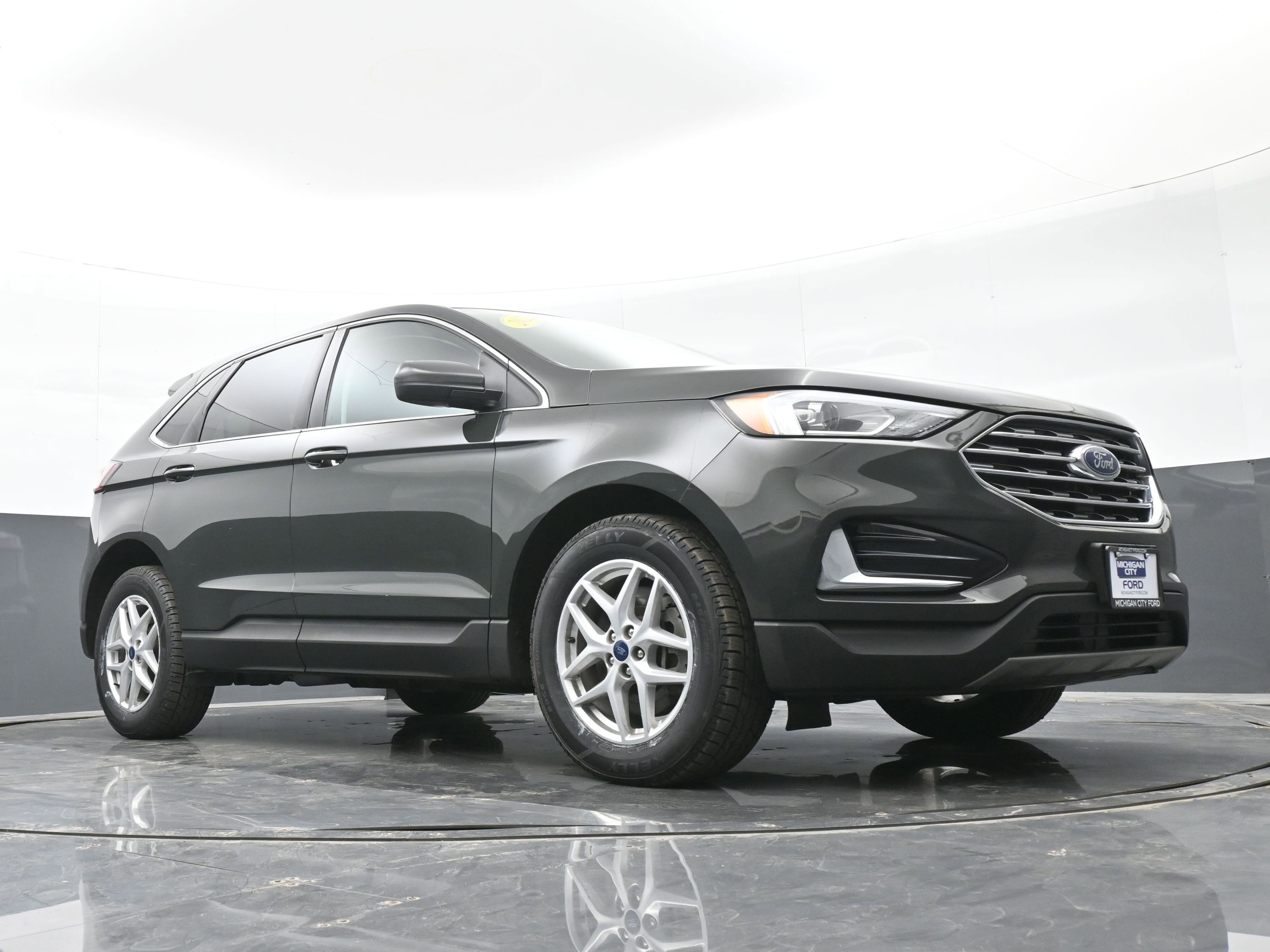 Used 2022 Ford Edge SEL image 37