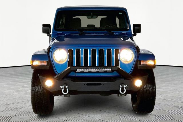 Used 2022 Jeep Wrangler Unlimited Sahara image 2