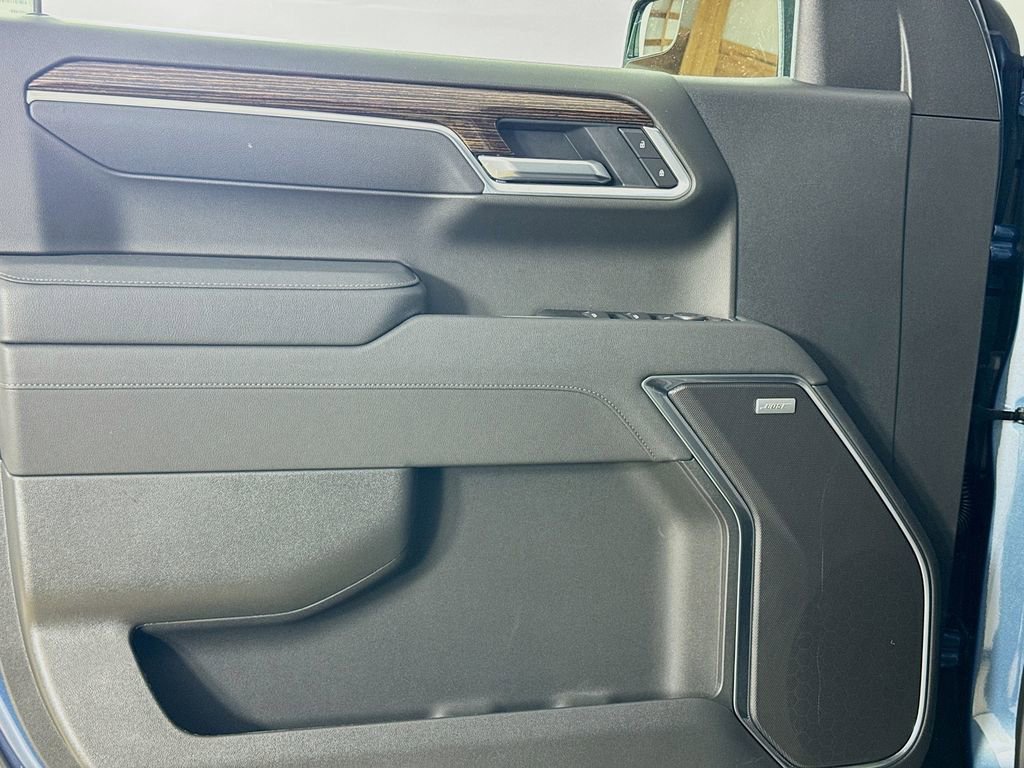 Used 2026 GMC Sierra 1500 Elevation w/ Preferred Package image 16