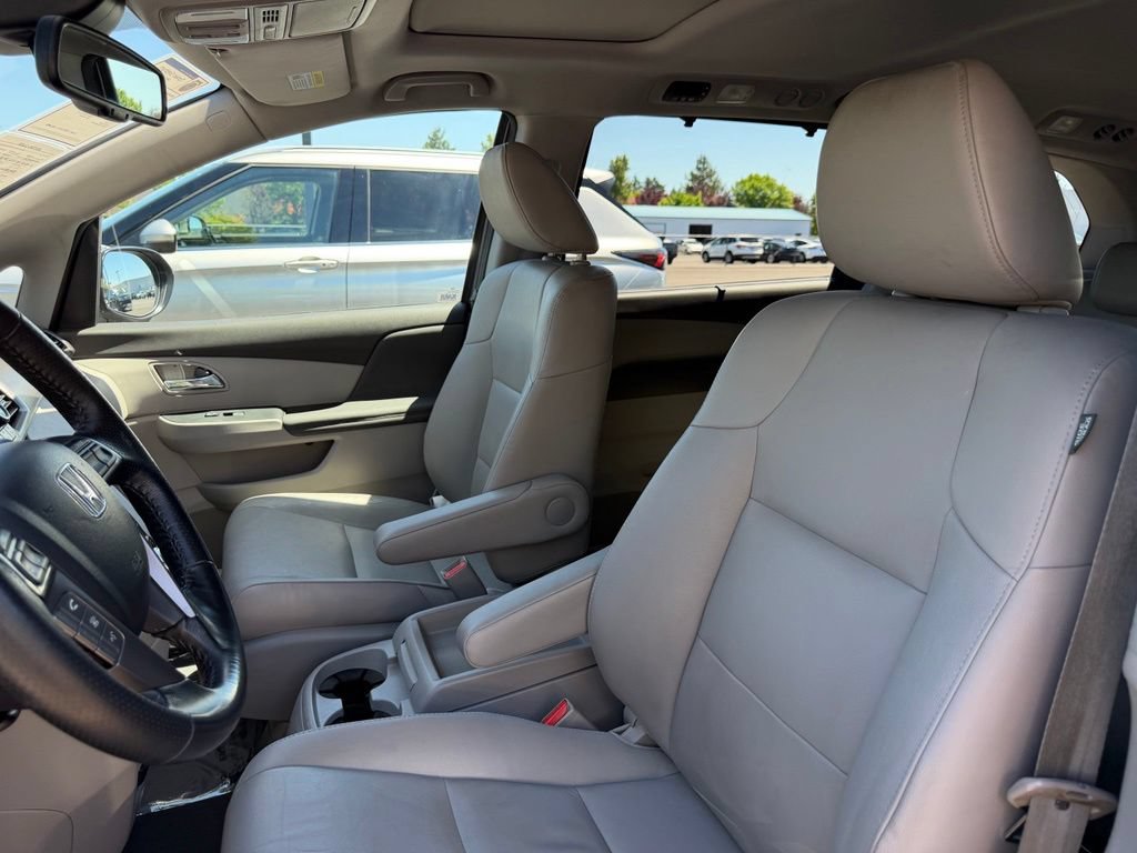 Used 2015 Honda Odyssey EX-L image 13