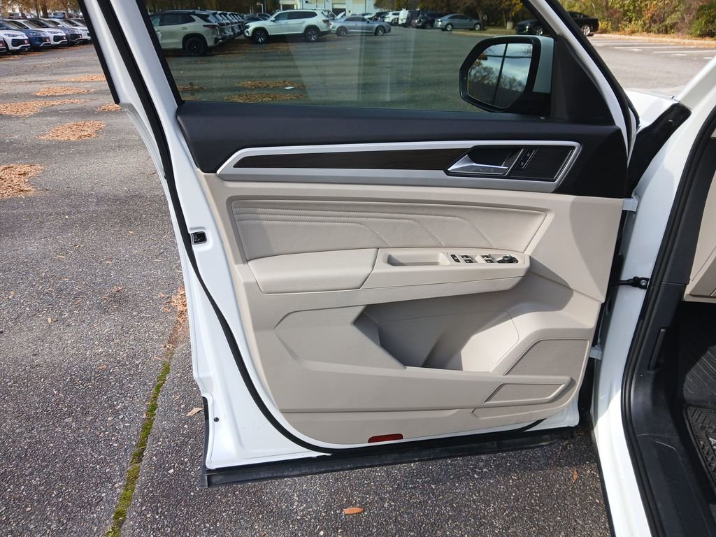 Used 2022 Volkswagen Atlas SE image 10