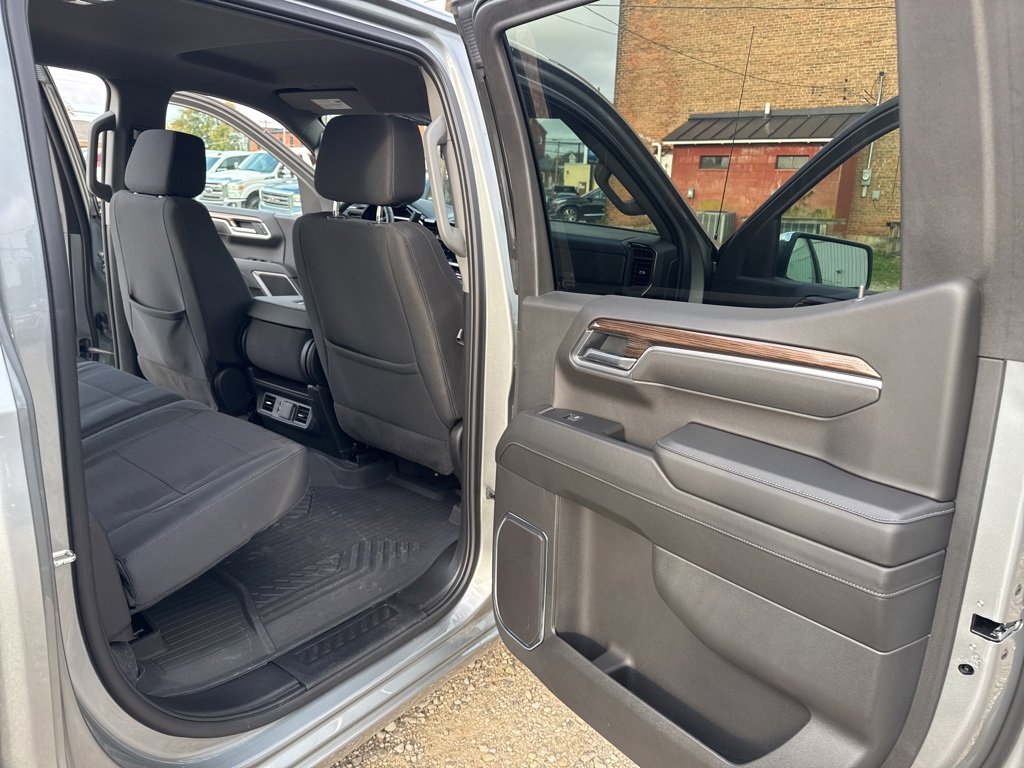 Used 2025 Chevrolet Silverado 1500 LT image 22