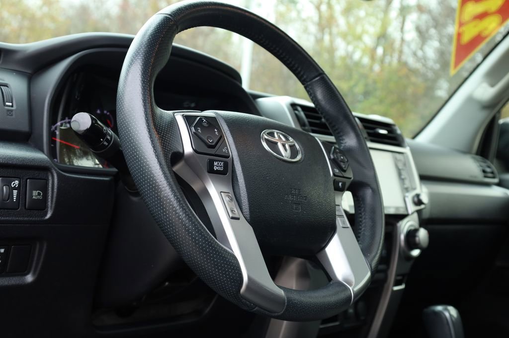 Used 2021 Toyota 4Runner SR5 Premium w/ Moonroof Package image 4