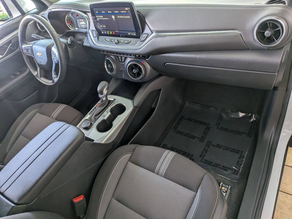 Used 2025 Chevrolet Blazer LT FWD image 31
