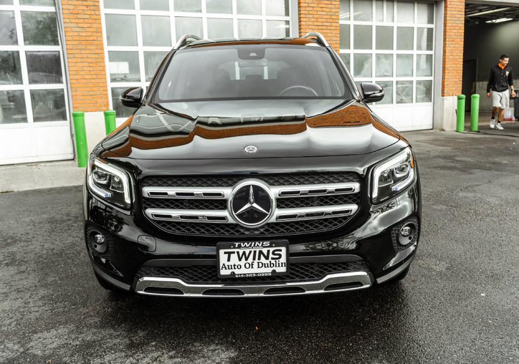 Used 2022 Mercedes-Benz GLB 250 4MATIC w/ Premium Package Lite image 33