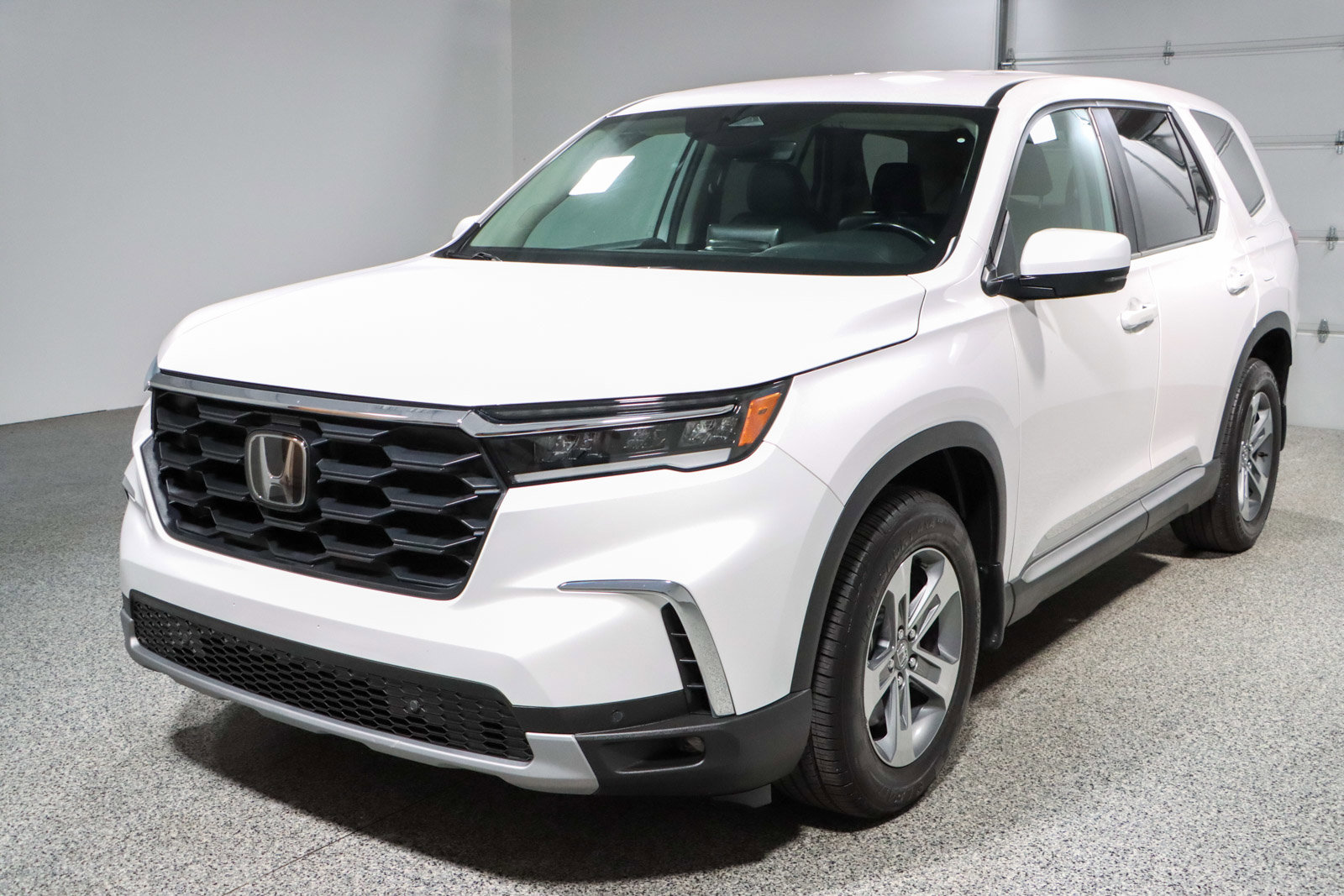 Used 2024 Honda Pilot EX-L image 33