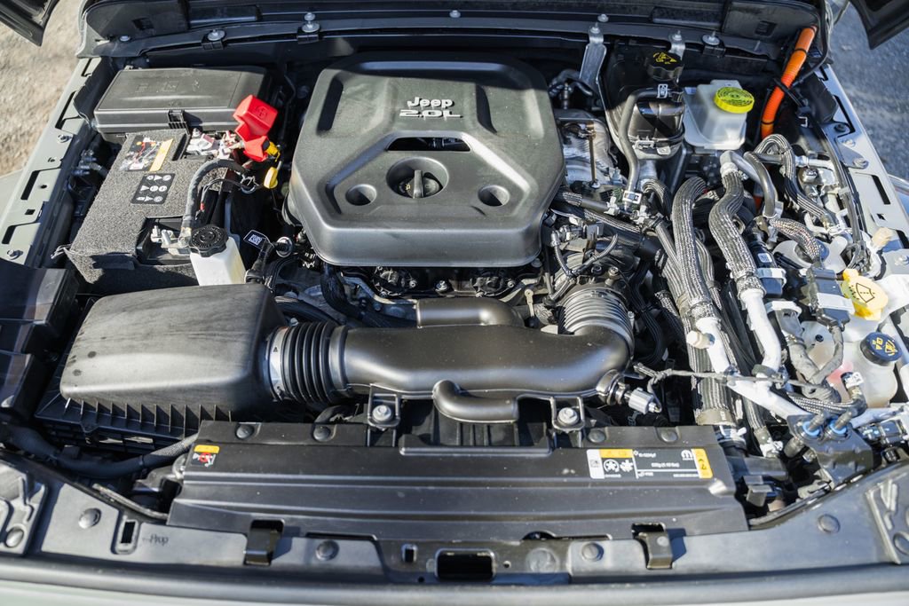 Used 2022 Jeep Wrangler Unlimited Sahara image 17